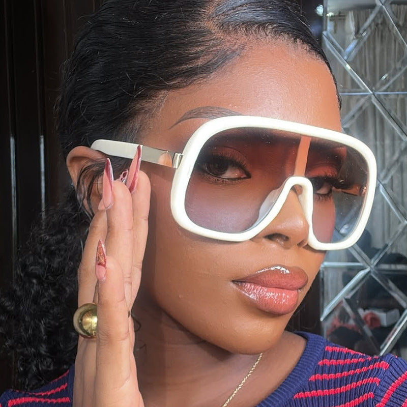 Damen oversized Sonnenbrille im eleganten Retro-Design Karnz
