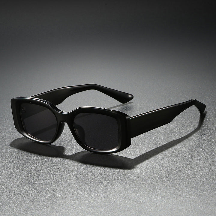 Damen modische Sonnenbrille im stylischen, eckigen Rahmen Karnz