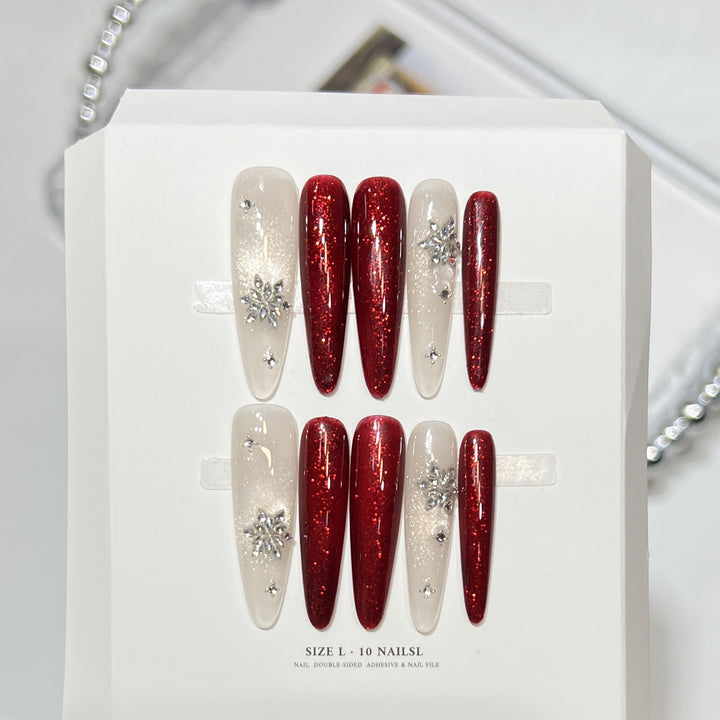 Luxuriöses Stiletto Nagel Kunst Set Karnz