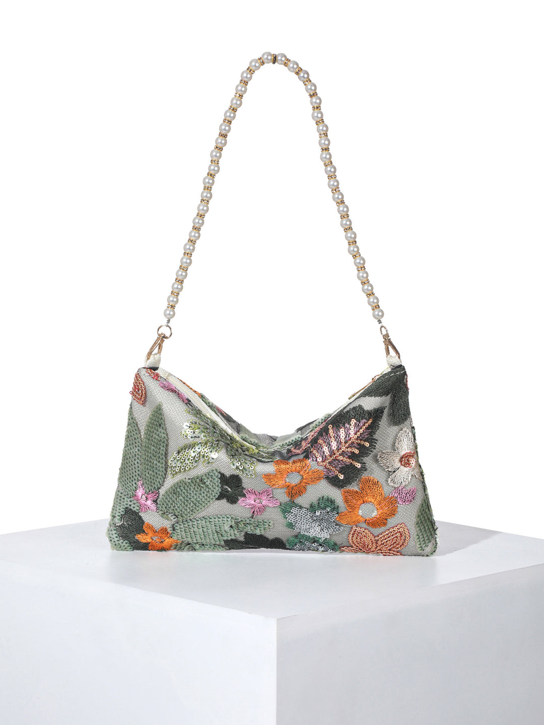 Blumengeschmückte Abendhandtasche