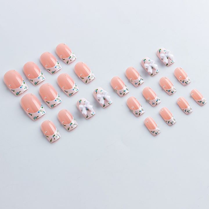 Florale Texturierte Press-On Nagelkunst Karnz