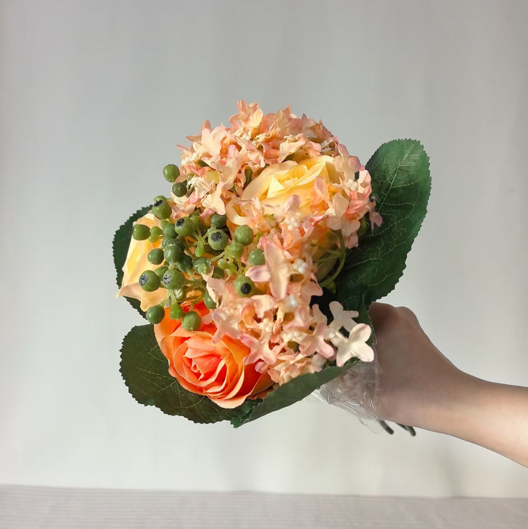 Elegante florale handgefertigte Bouquet