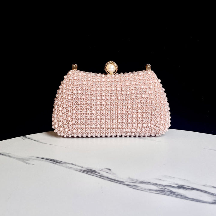 Perlenbesetzte Abendhandtasche