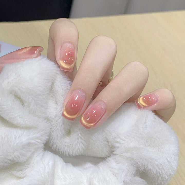 Glänzende Ombre Nagelkunst Erweiterungen Karnz