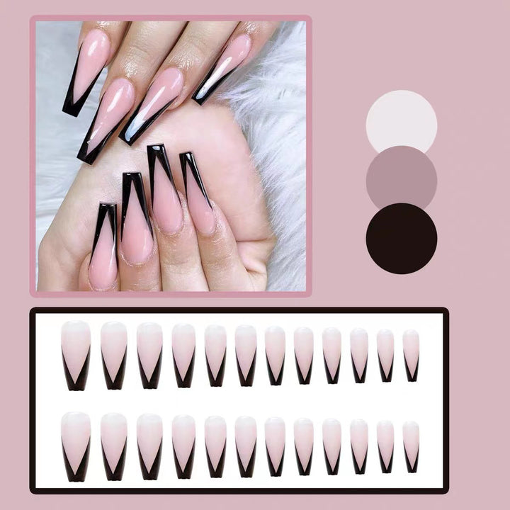 Kunstnagelset mit elegantem Stiletto-Design und glänzenden Akzenten Karnz