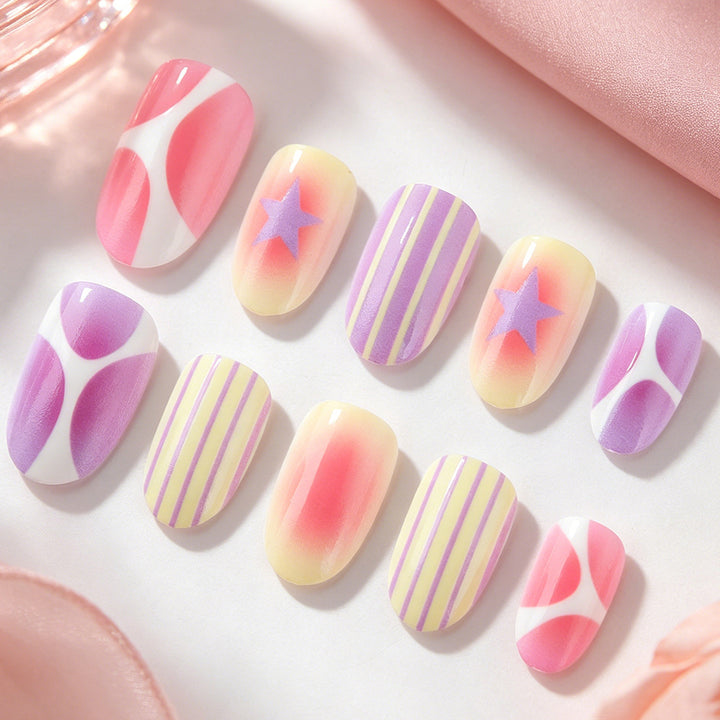 Artistic Press-On Nail Art Kollektion Karnz