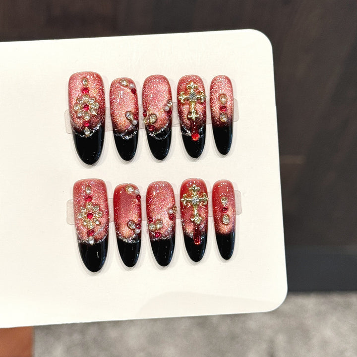Glamourös Künstlerisches Press-On Nageldesign Set