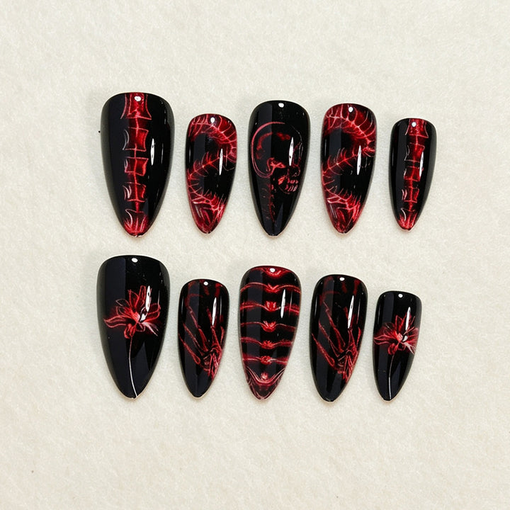 Gothic-inspirierte Nail Art Tipps Karnz