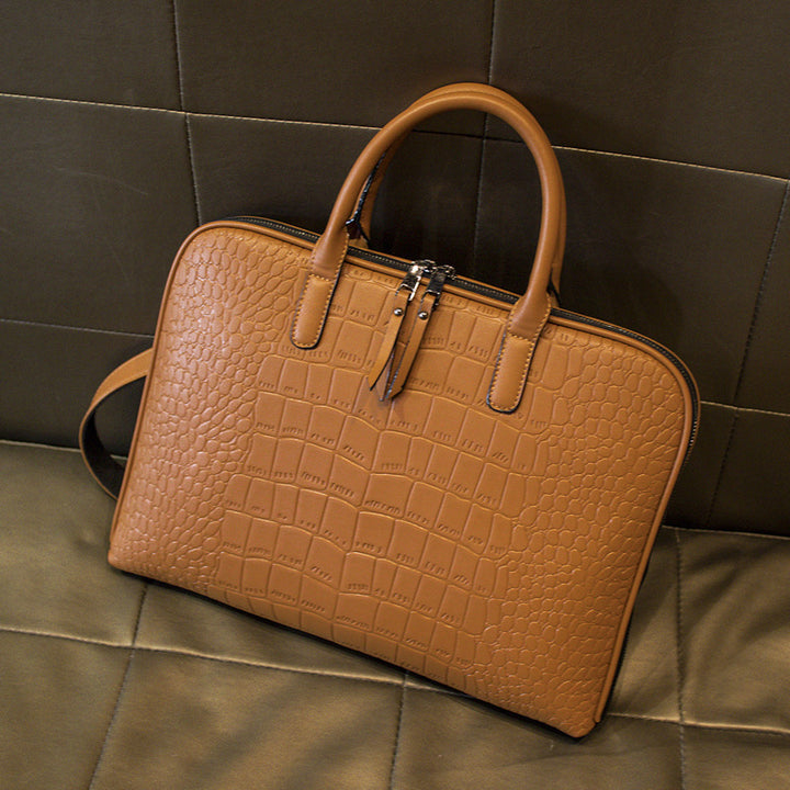 Elegante Laptop-Tasche Im Luxuriösen Krokodil-Look Karnz