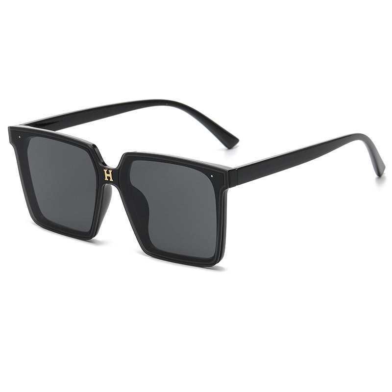 Damen quadratische Sonnenbrille mit elegantem Verlauf Karnz