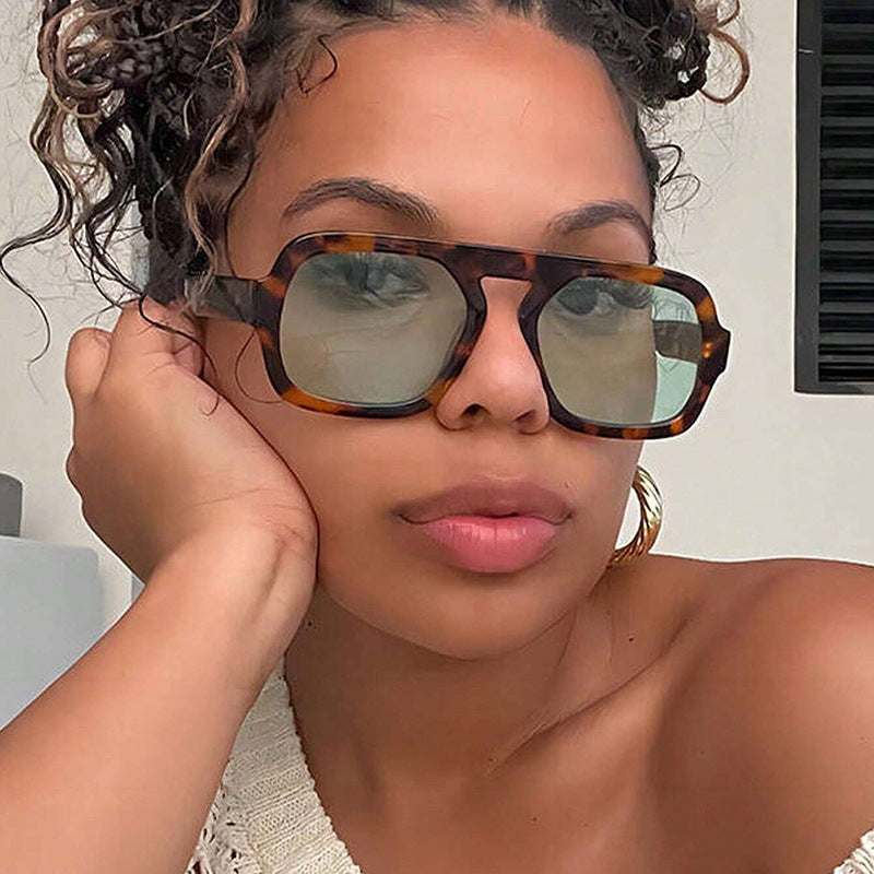 Damen modische Sonnenbrille im modernen Retro-Stil Karnz