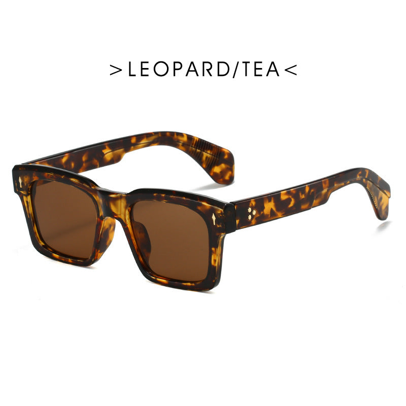 Damen moderne Sonnenbrille im claro-geometrischen Design Karnz