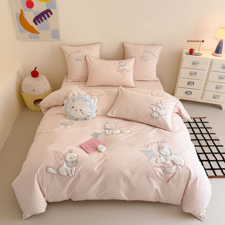 Bestickte Satin-Feel Kitty Applikation Bettbezugset mit geflanschten Kissenbezügen