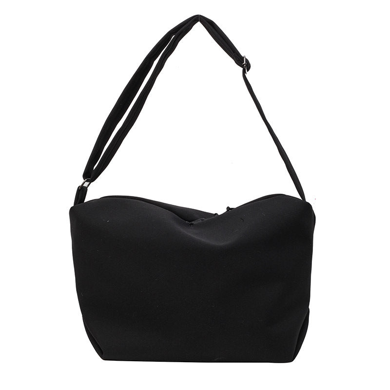 Konturiertes Weichgewebe-Schultertasche Karnz