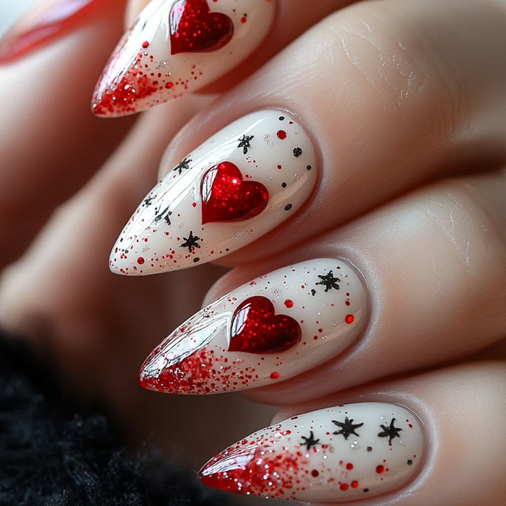 Künstlerisches Herz-Themen Nagelkunst-Set Karnz
