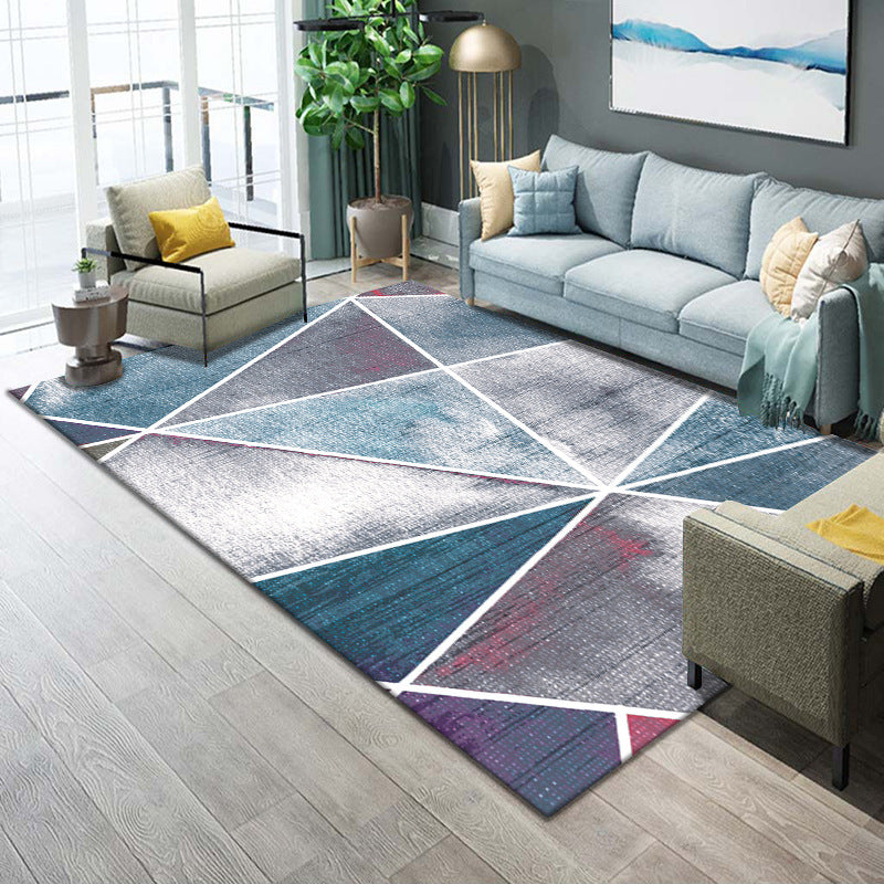Geometrisch gemusterter Teppich