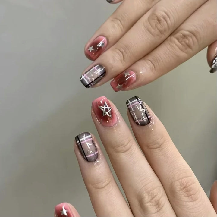 Hochwertiges Künstlerisches Press-On Nagelkunst Set