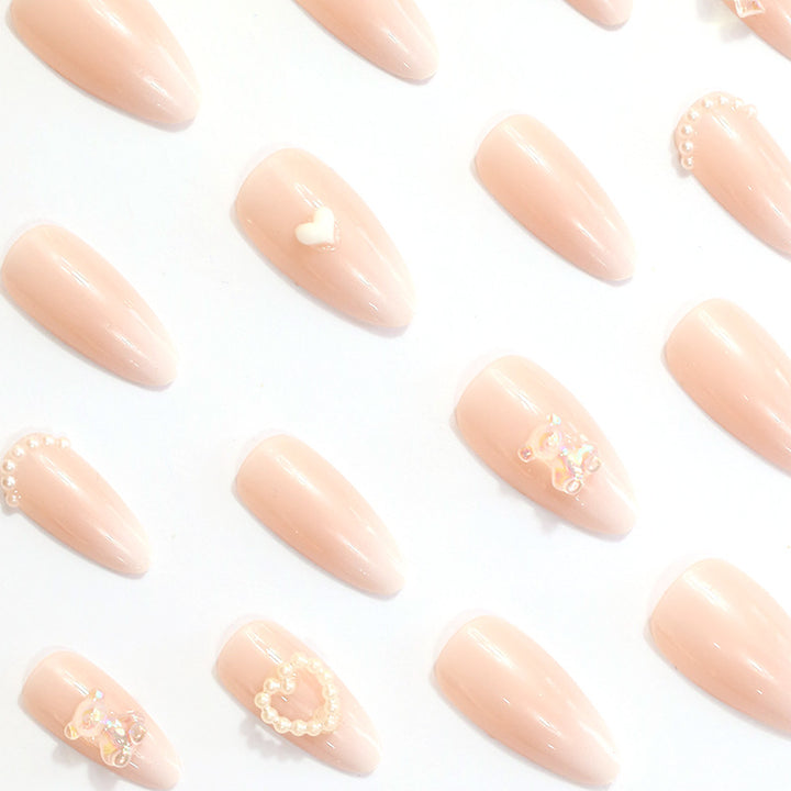 Künstlerische Dekorative Stiletto Nagelverlängerungen Karnz
