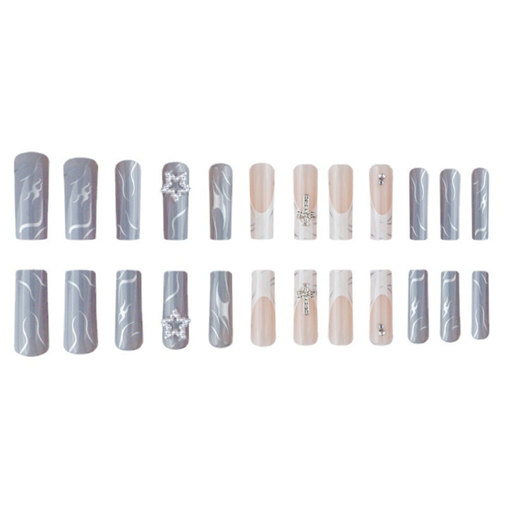 Stylische Lange Acryl-Nagelverlängerungen mit Edelsteinakzenten Karnz