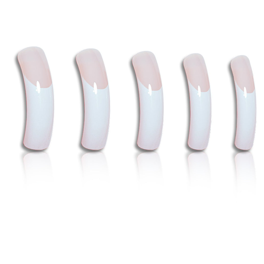 Premium French Tip Nagelerweiterungen Karnz