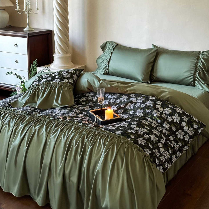 Rüsch Satin-ähnliche Wende-Bettbezugset mit floralem Jacquard-Panel und Kissenbezügen