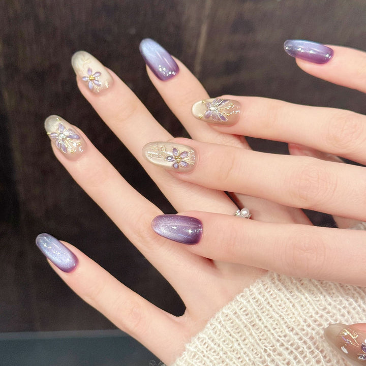 Künstlerische Press-On Nagelkunst Kollektion