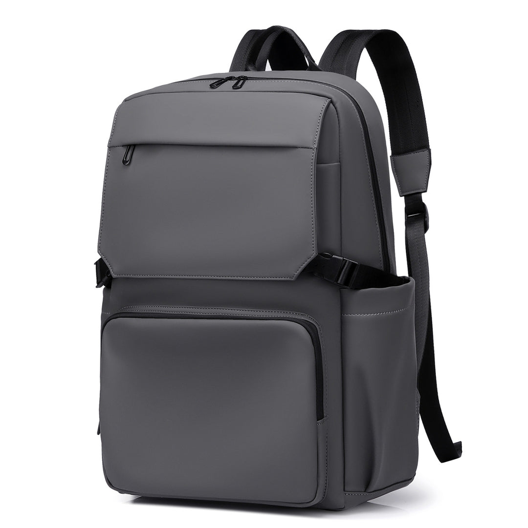 Schlanker minimalistischer multifunktionaler Rucksack Karnz