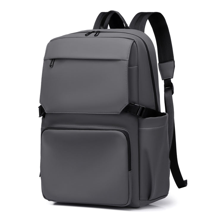 Schlanker minimalistischer multifunktionaler Rucksack Karnz