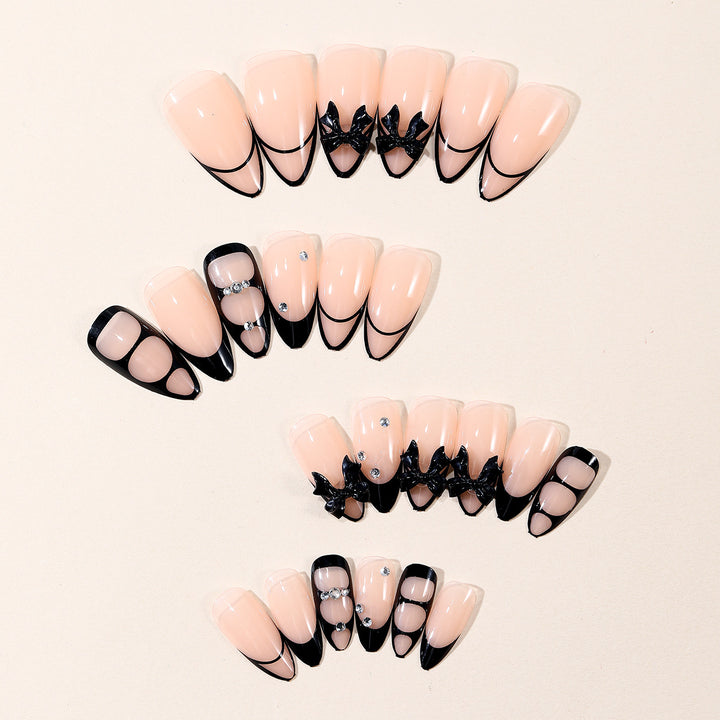 Künstlerische Stiletto-Nagelkunstverlängerungen Karnz