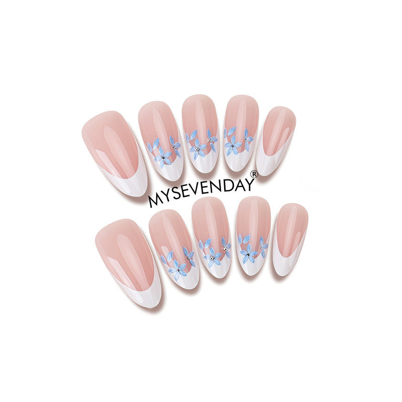 Elegante florale Akzent Press-On Nagelset Karnz