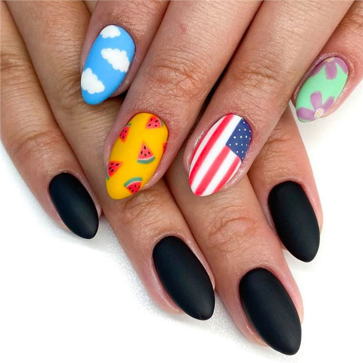 Kreative Press-On Nagelkunst Karnz
