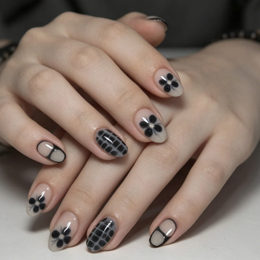 Artistic Nail Art Design Karnz 1789915747