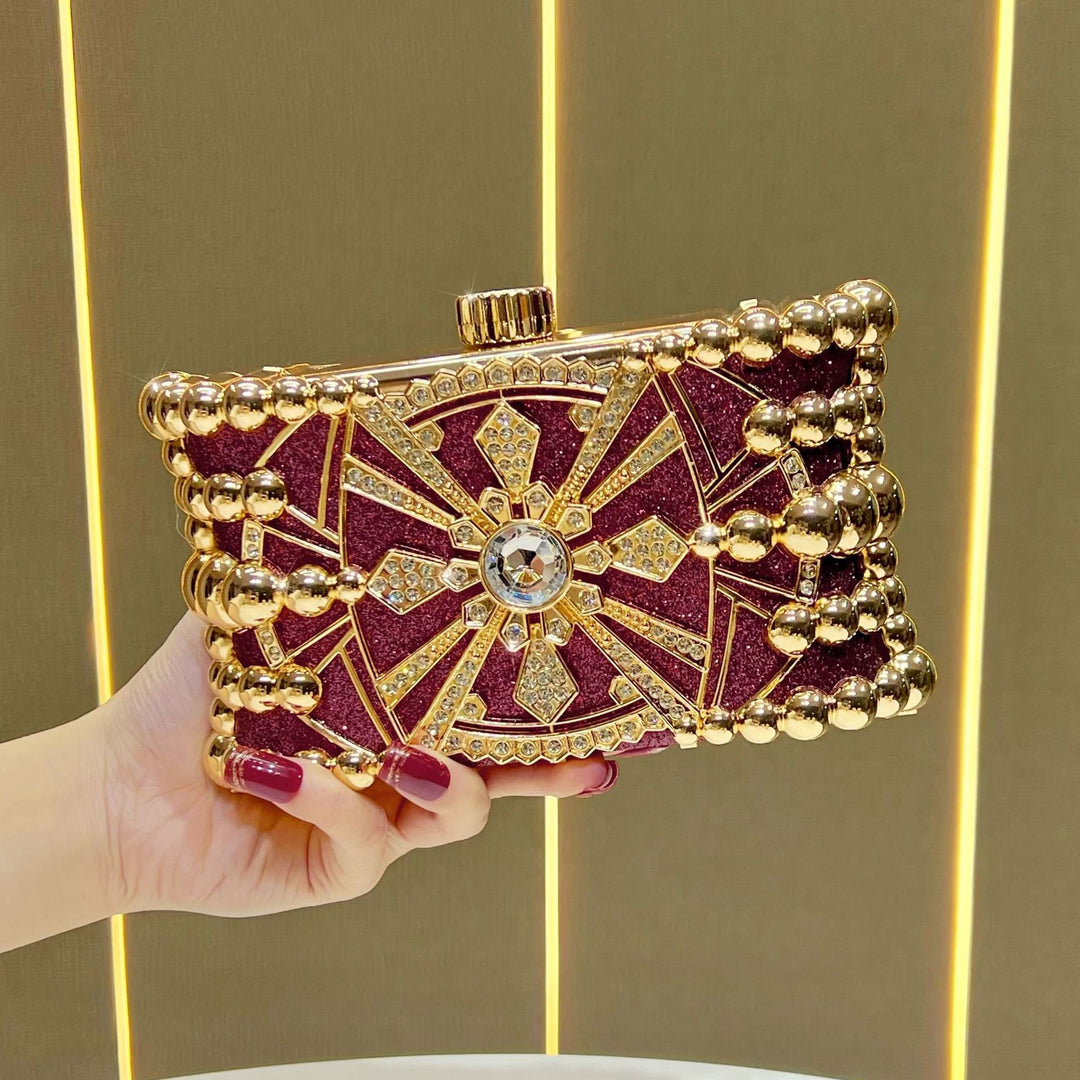 Glänzende dekorative Abend-Clutch