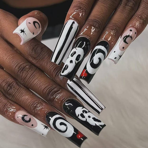 Künstlerisches Themen-Press-On-Nagelset Karnz