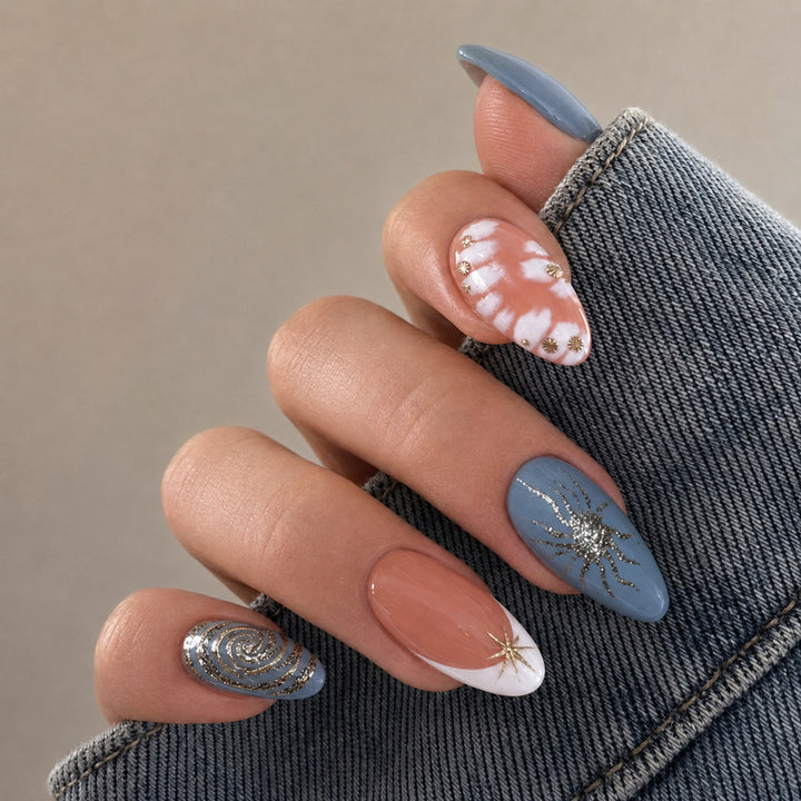 Elegante Premium Kunstnägel mit floralen und Glitzer-Designs Karnz