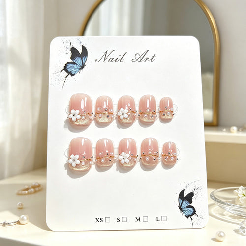 Dekoratives Floral-Nagelkunst-Set Karnz