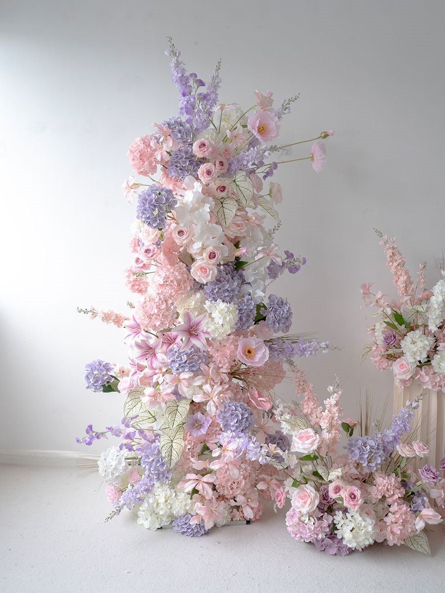 Luxuriöse Kunstblumenarrangement