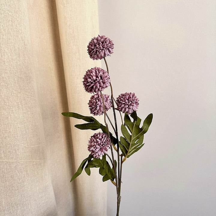 Dekorativer Künstlicher Blumenstrauß mit Detailreichem Designs Karnz