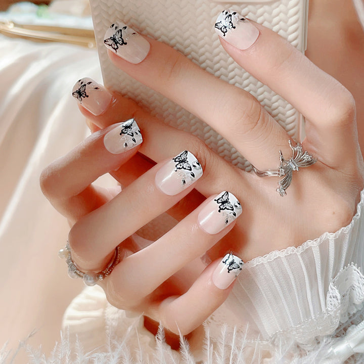 Butterfly Design Press-On Nail Set