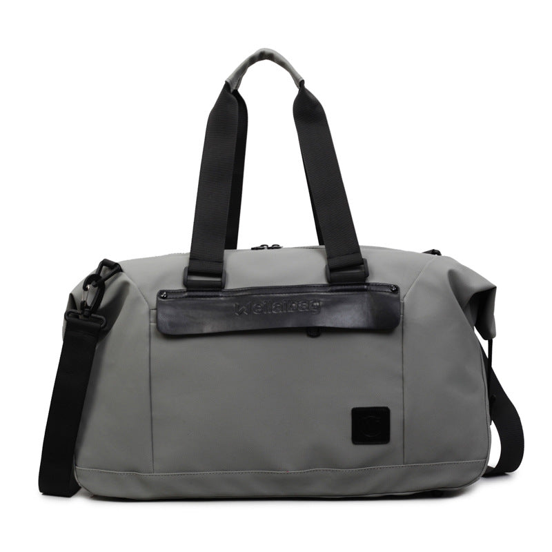 Multifunktionale Sport-Duffel-Tasche mit verstellbaren Trägern