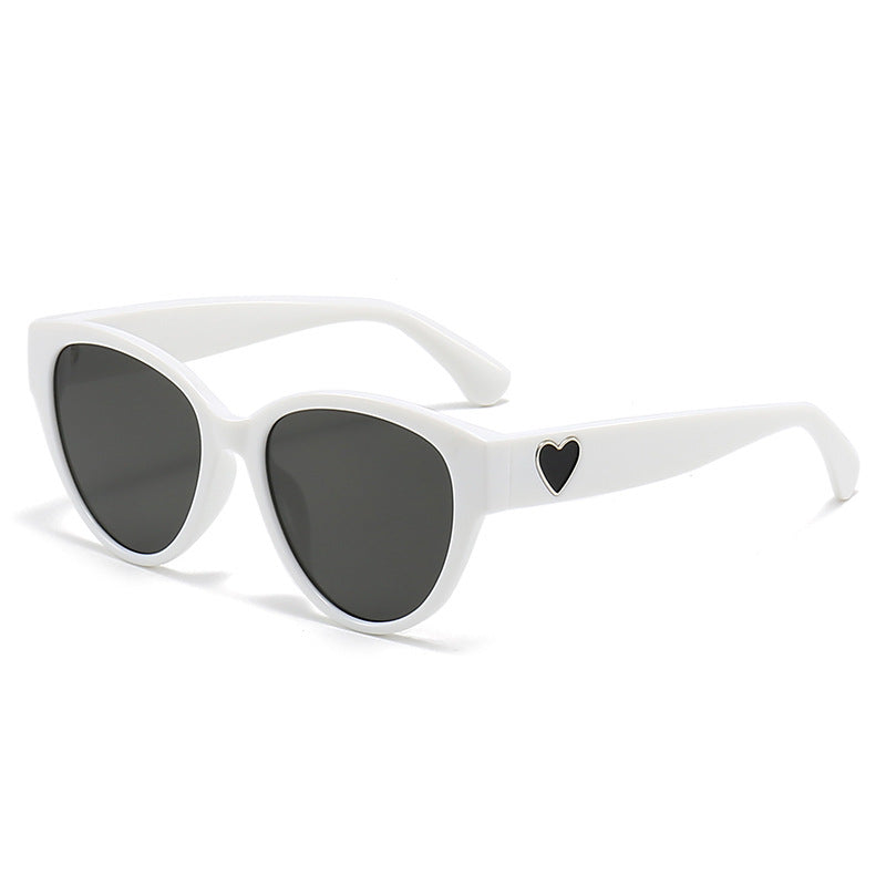 Herzförmige Katzenaugen-Sonnenbrille