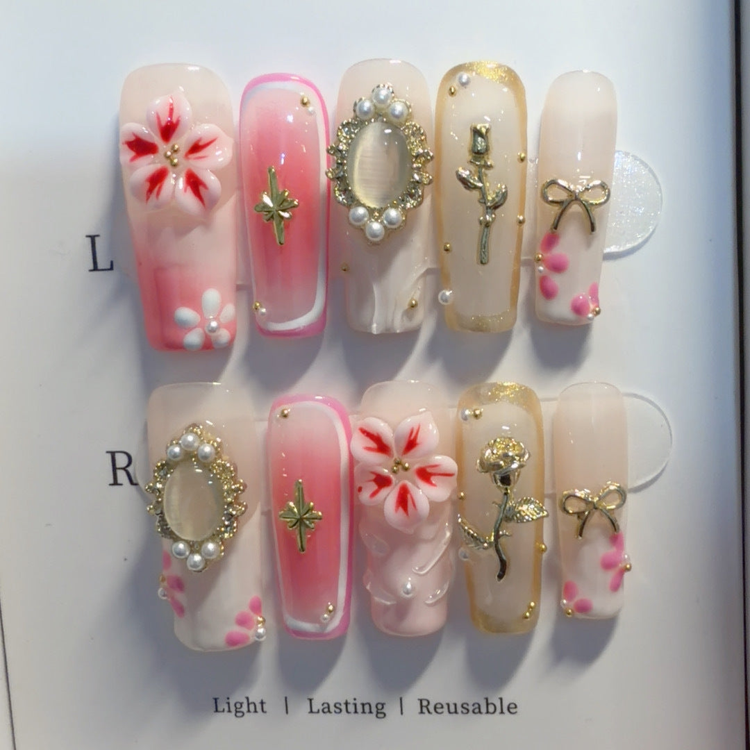 Elegantes blumendesign Press-on-Nagelkunstset