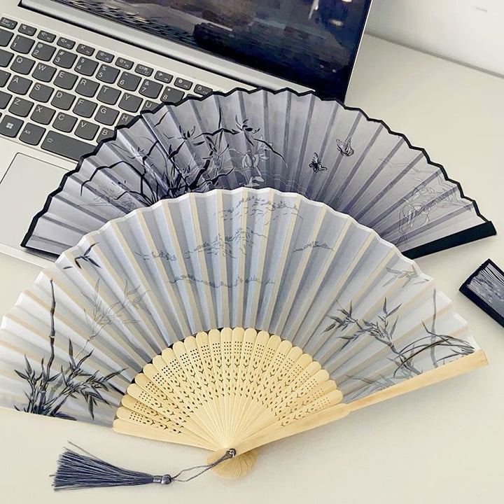 Handgefertigter Fächer mit Elegantem Design Karnz