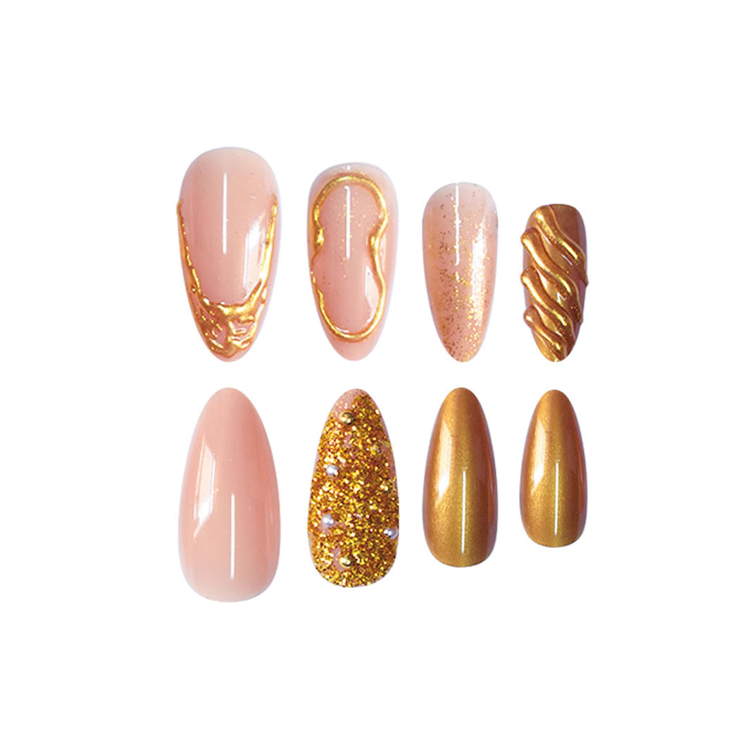 Elegantes goldverziertes Press-On-Nagel-Set Karnz