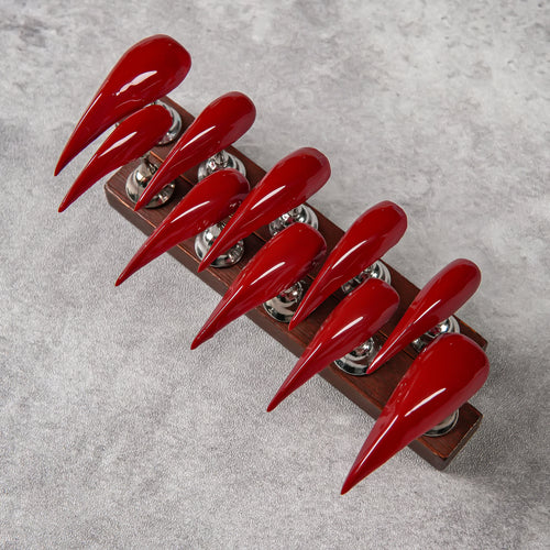 Elegantes Stiletto Press-On-Nagel-Set