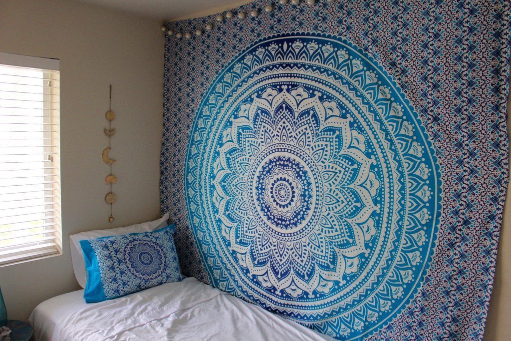 Damen Mandala Wanddesign Karnz
