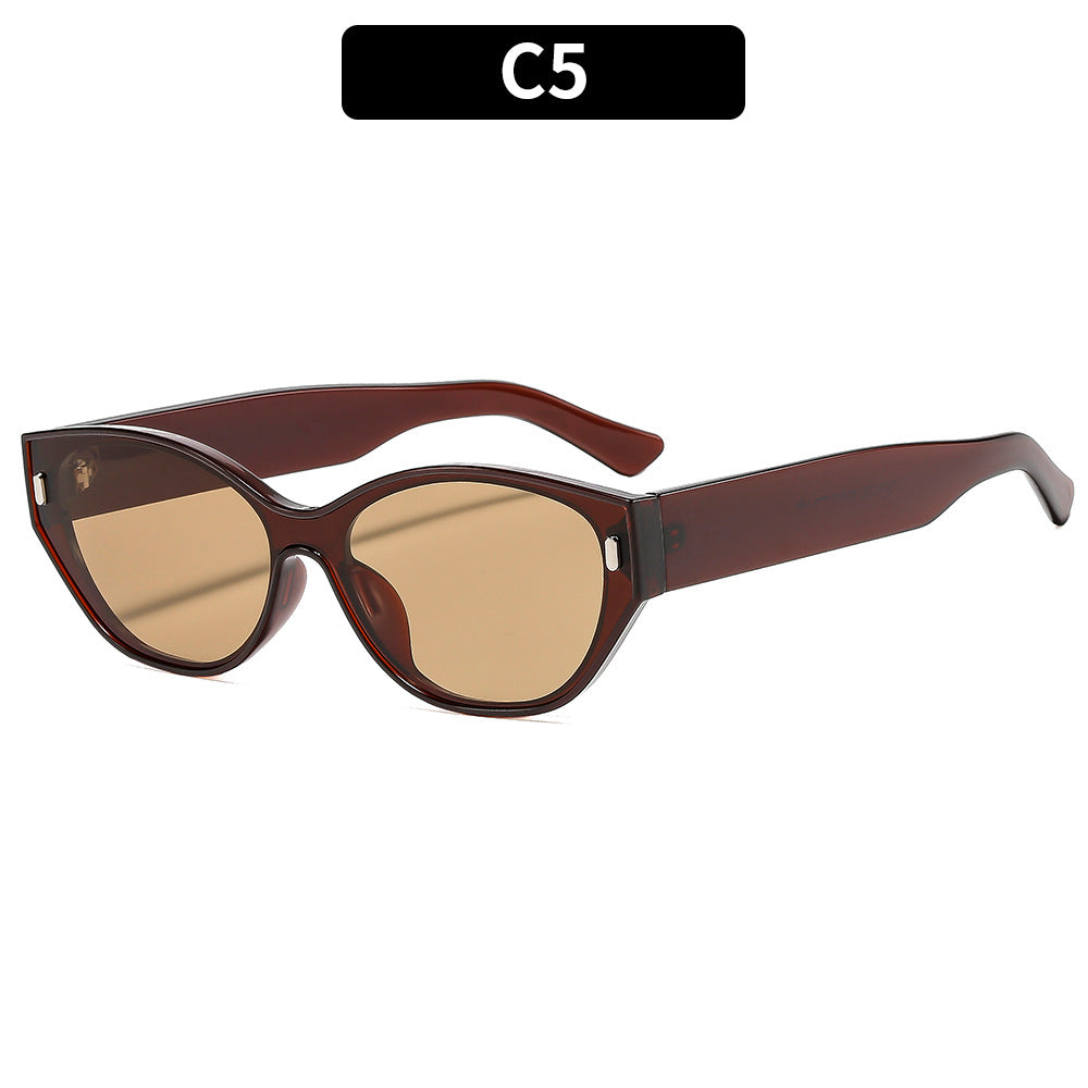 Stylische Cat-Eye Sonnenbrille mit Vintage-inspirierter Fassung