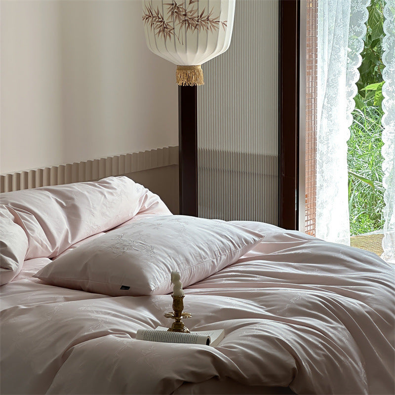 Luxuriöses Baumwollsatin-Bettwäscheset mit feinem Jacquard-Blumenrelief und seidigem Finish