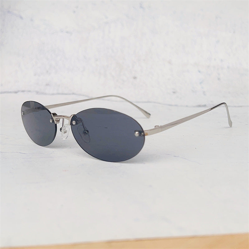 Minimalistische ovale Rahmenbrille Karnz