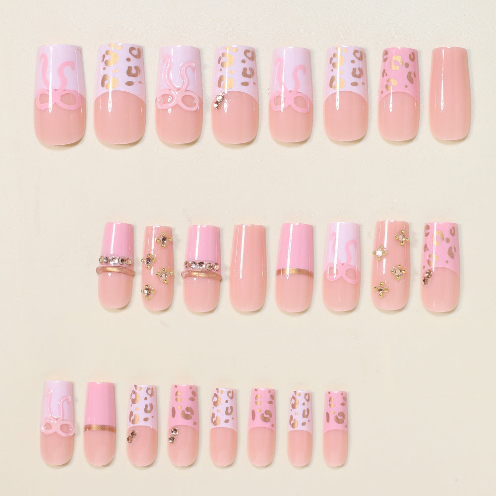 Dekorative Lange Stiletto Nail Art Tipps Karnz